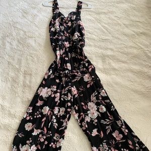 Xhilaration 3/4 Wide Leg Jumpsuit - Size XL
